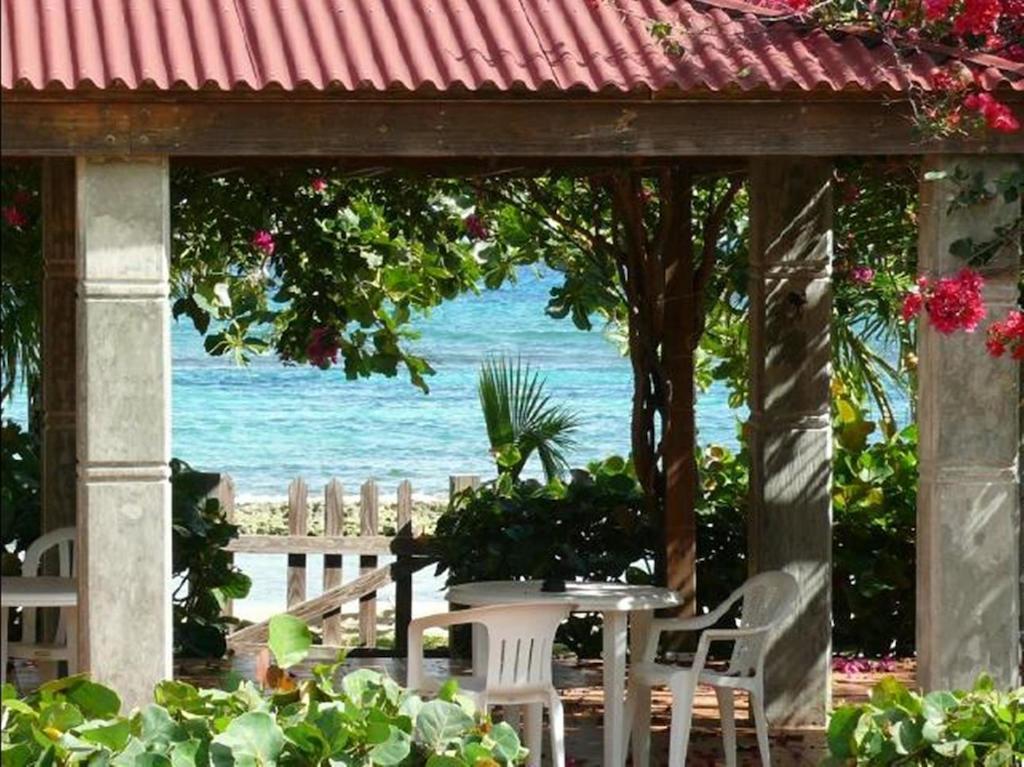 Ababor Suites Guesthouse Vieques Exterior photo