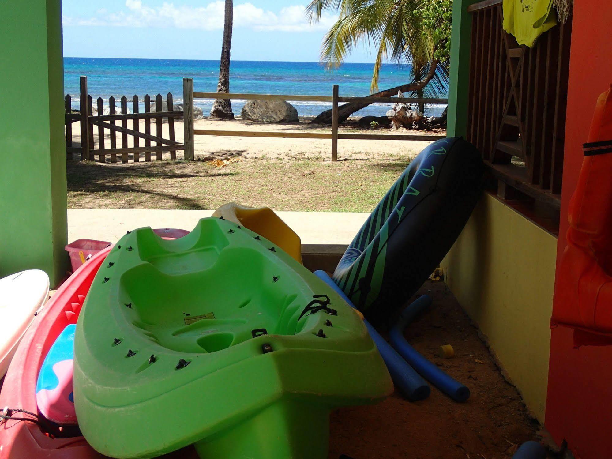 Ababor Suites Guesthouse Vieques Exterior photo