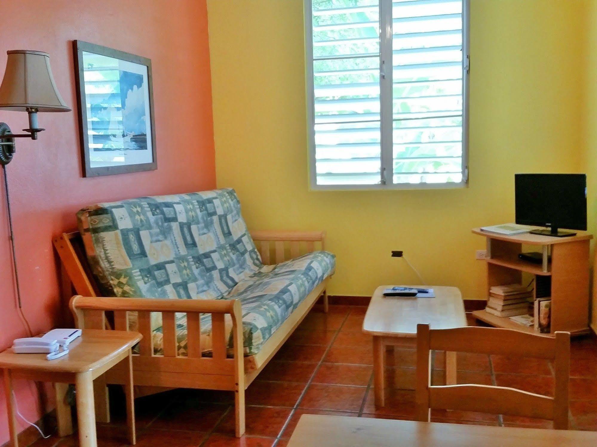 Ababor Suites Guesthouse Vieques Exterior photo