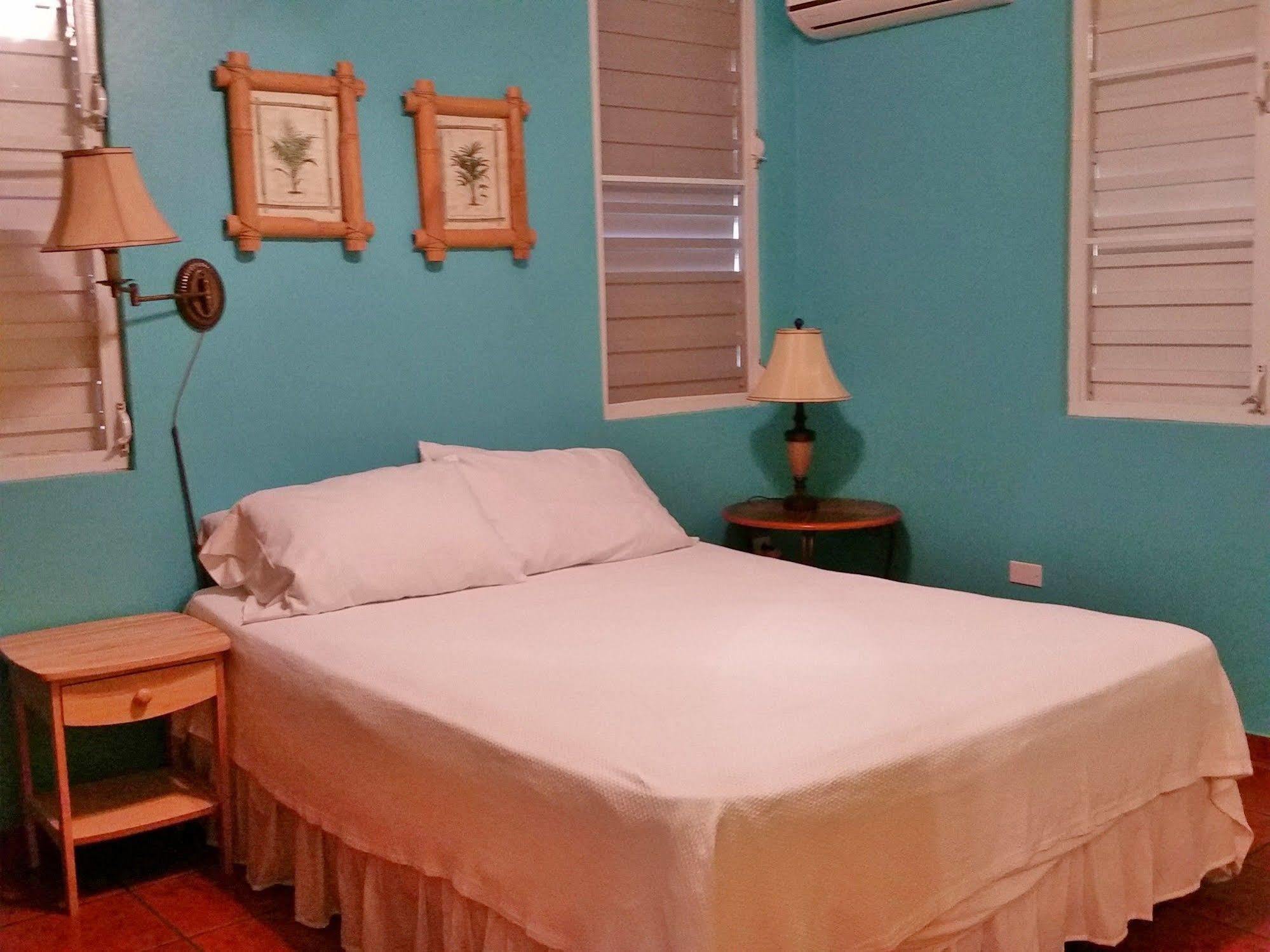 Ababor Suites Guesthouse Vieques Exterior photo